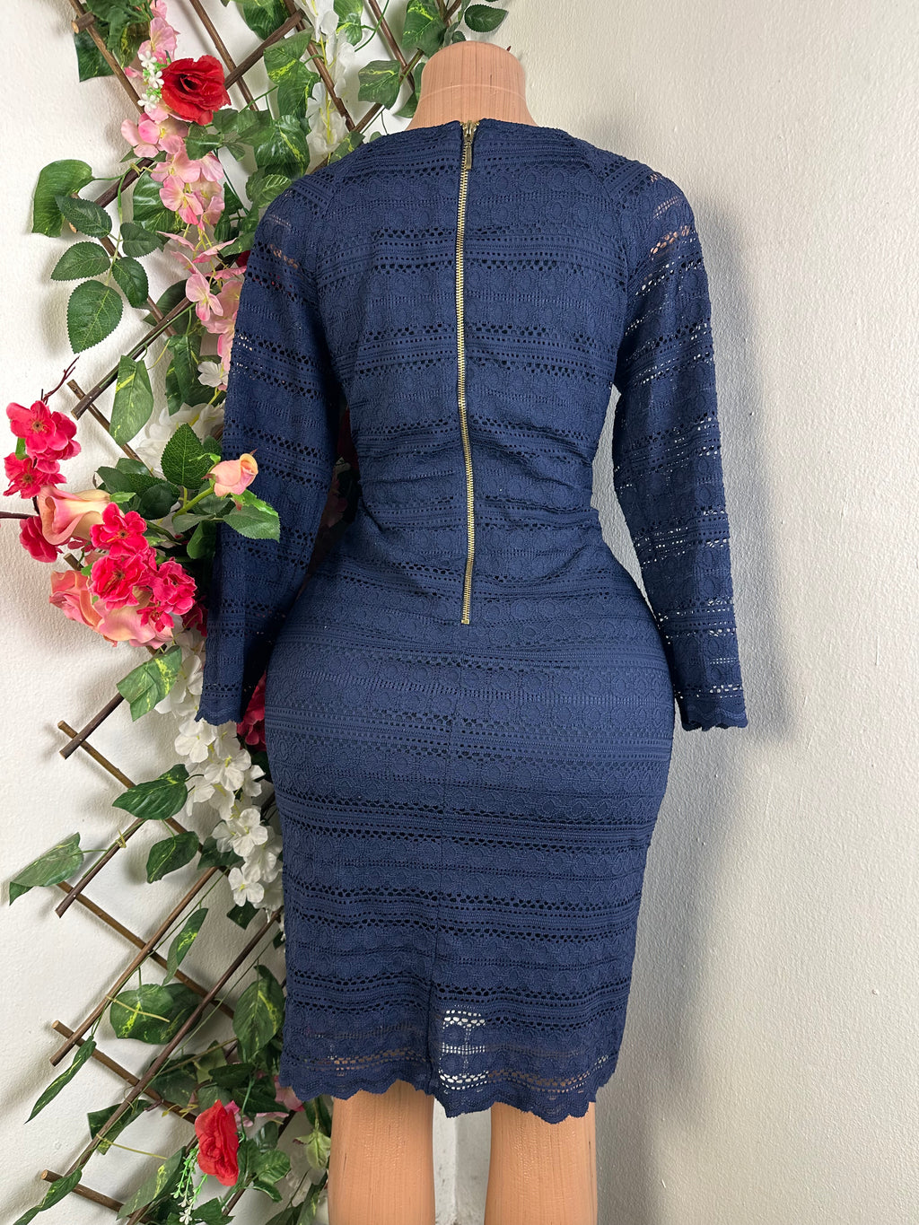Robe moulante manches longues imprimée dentelle - Perluna Store
