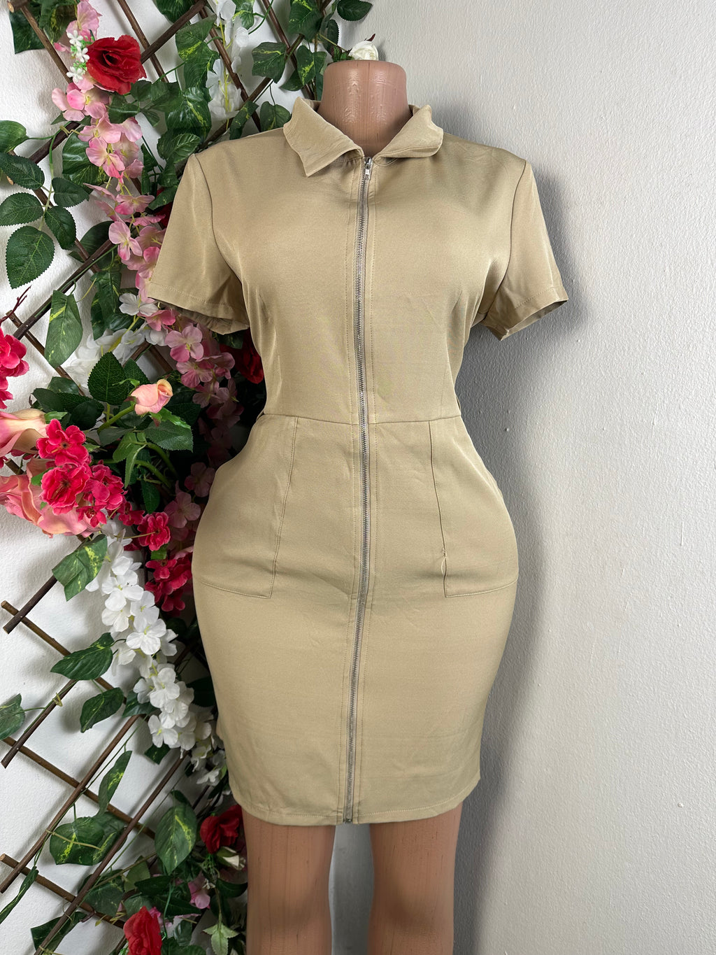 Robe moulante à colle chemise manches courtes - Perluna Store