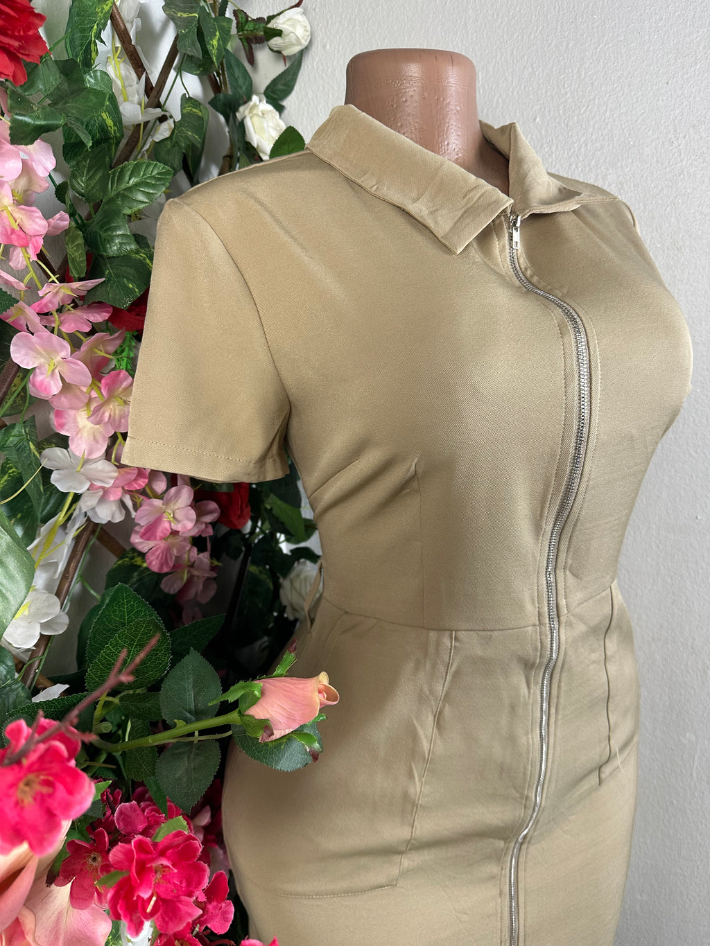 Robe moulante à colle chemise manches courtes - Perluna Store