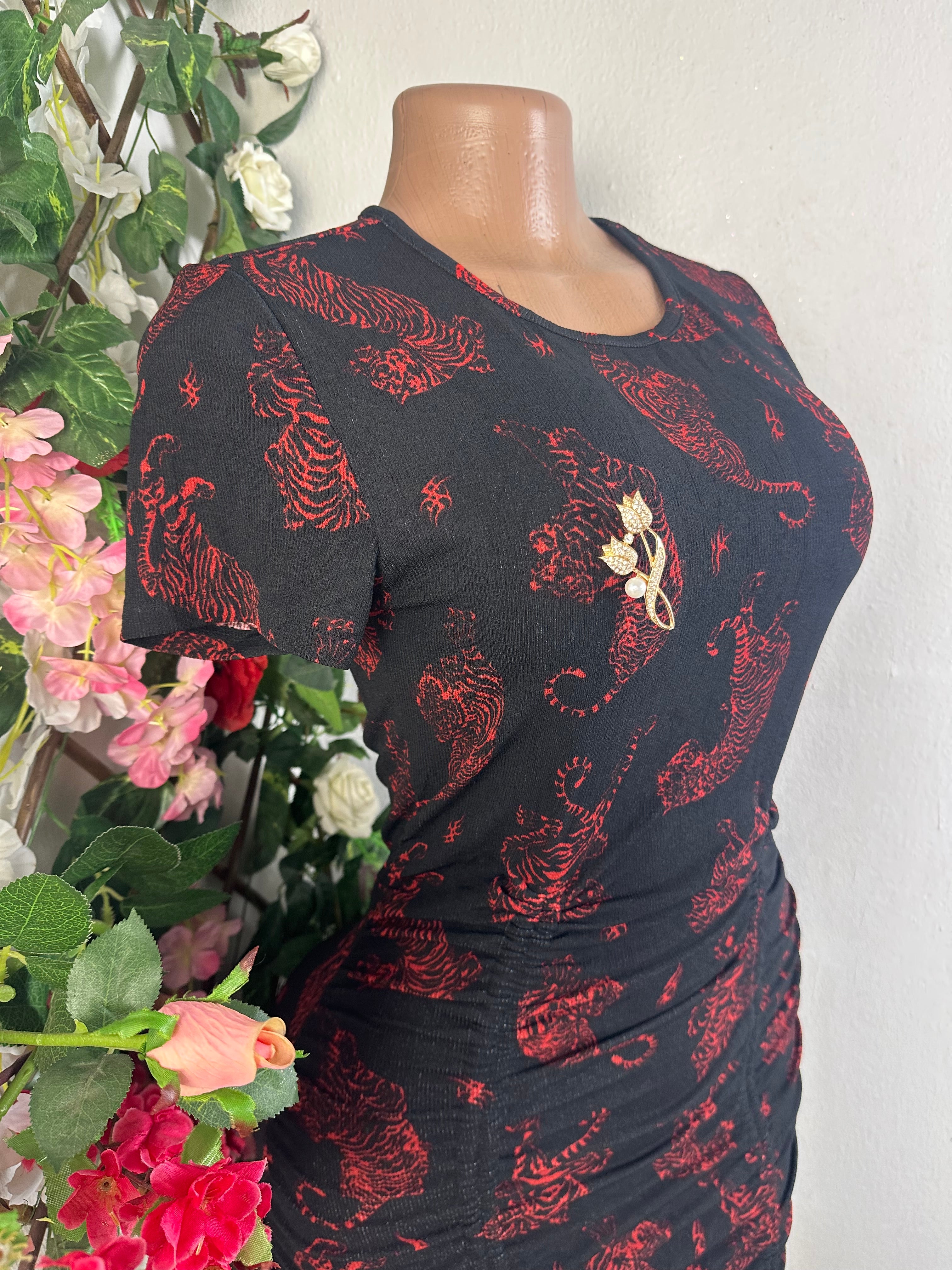 Robe moulante manches courtes