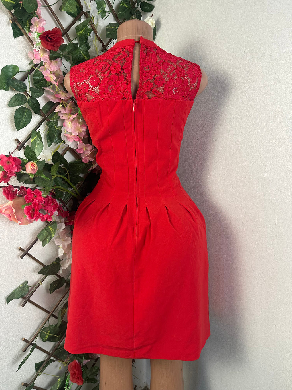 Robe évasée sans manches courtes