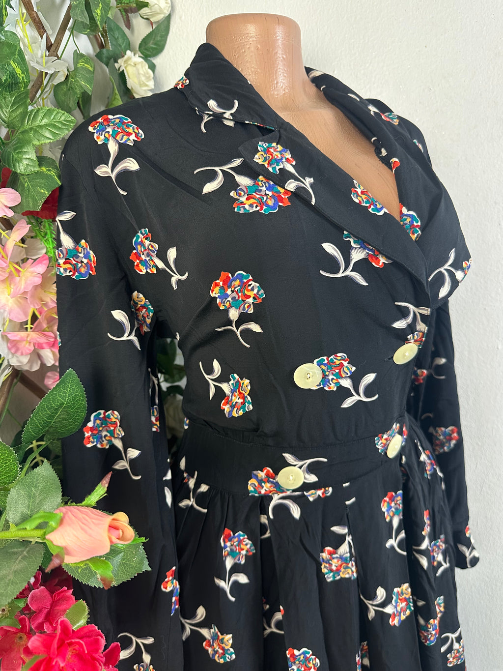 Robe évasée  manches longue décollectée V