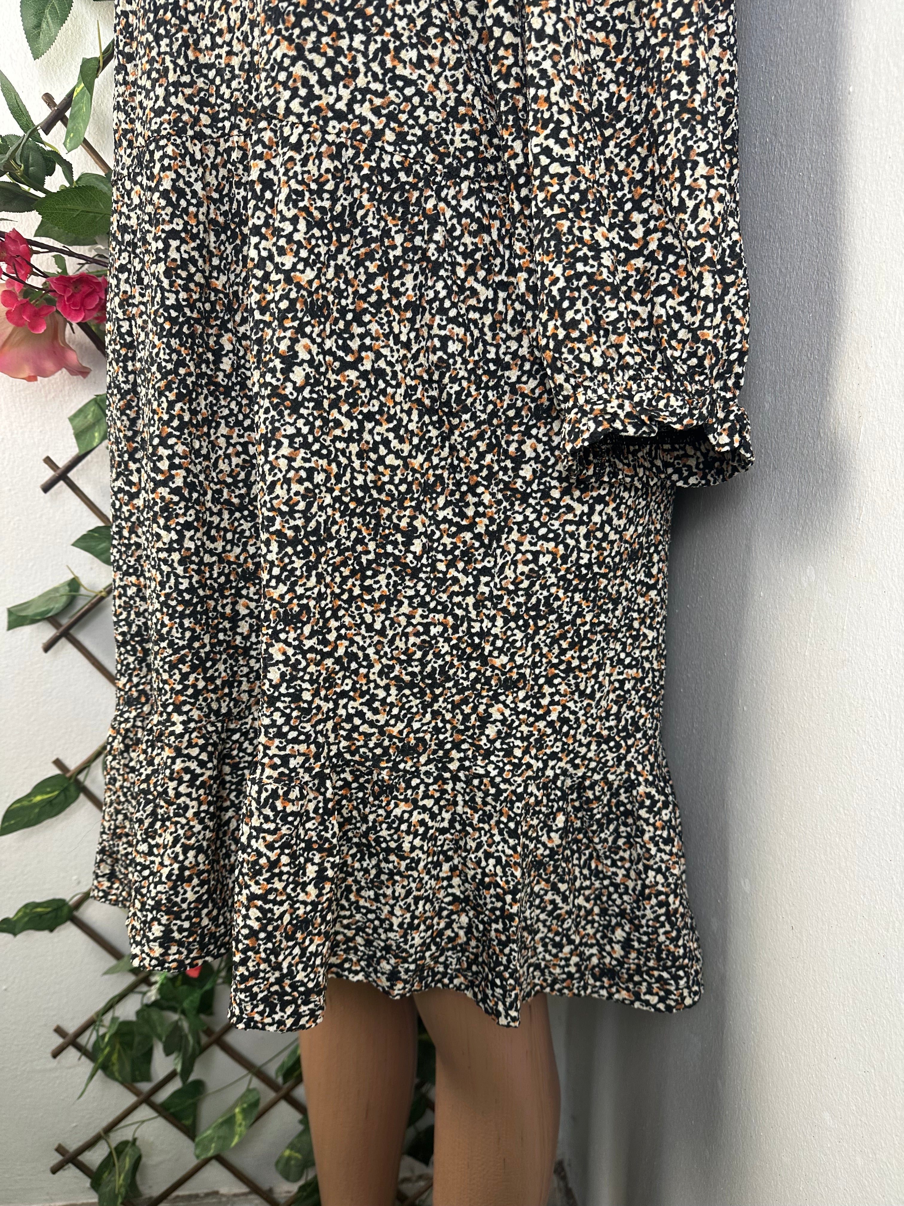 Robe évasée manches sans manches 3/4