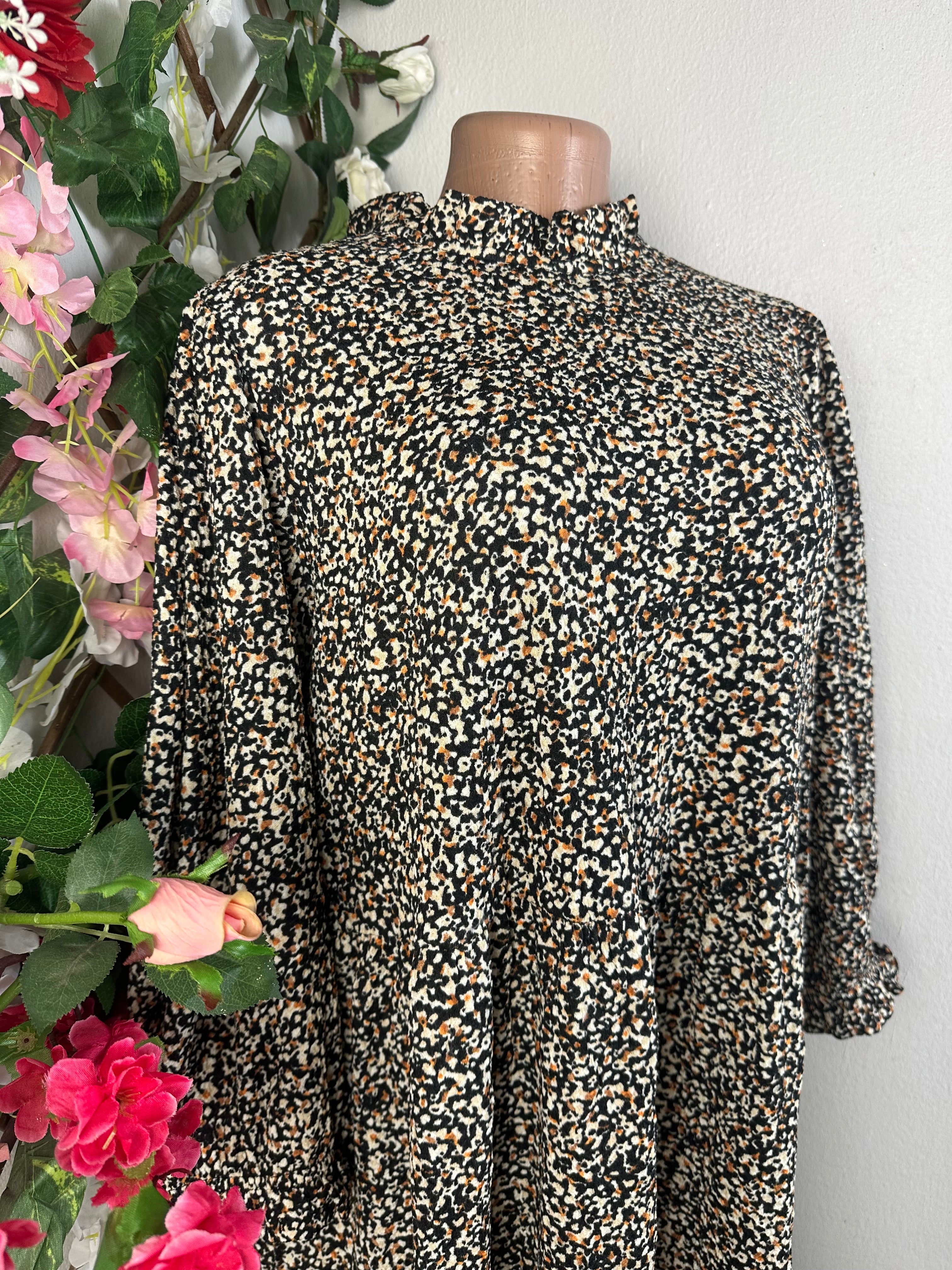 Robe évasée manches sans manches 3/4