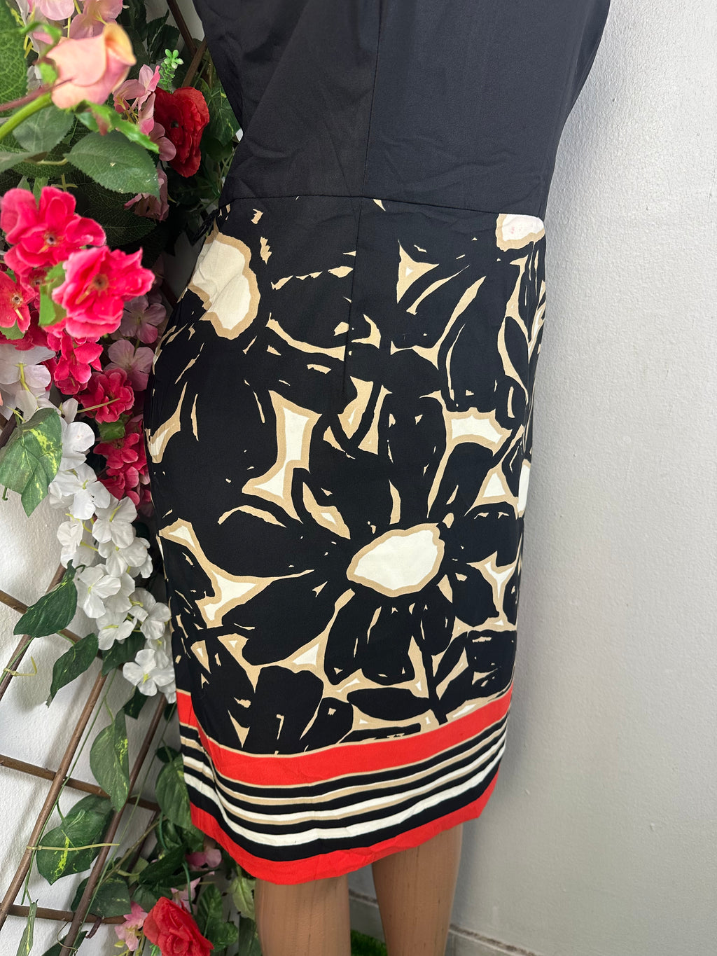 Robe évasée manches longues col carré