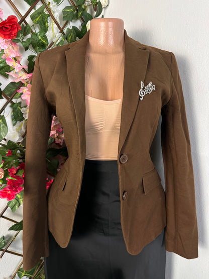 Veste blazer ceinturé pour femme couleur marron a 2 boutons