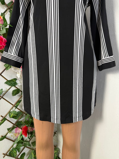 Robe chemise a poche a raillure et manche longue