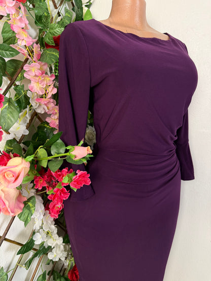Robe mi longue a manche longue décolleté halter