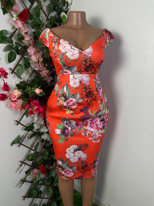 Robe moulante fleurie décolleté bateau