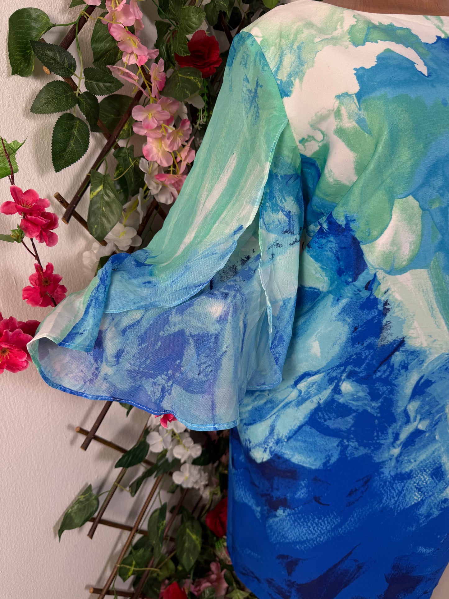 Robe mi longue manche en voile fendu