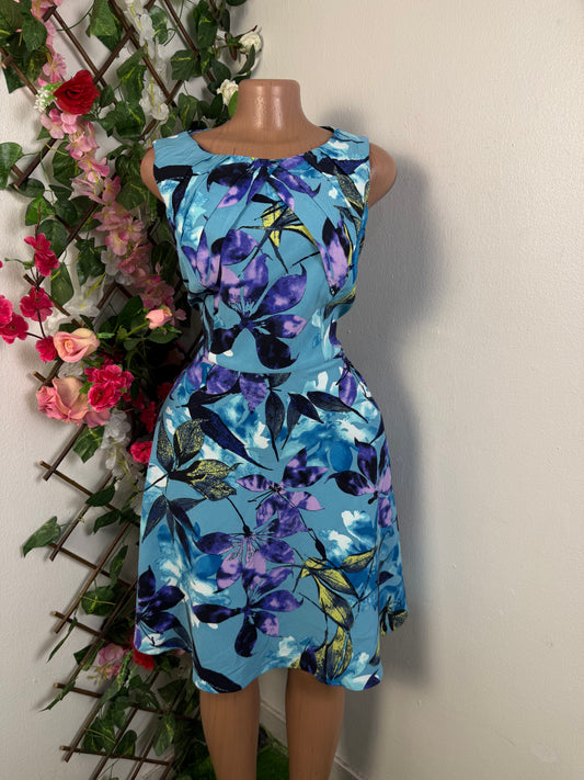 Robe évasée sans mache - Perluna Store - kinshasa