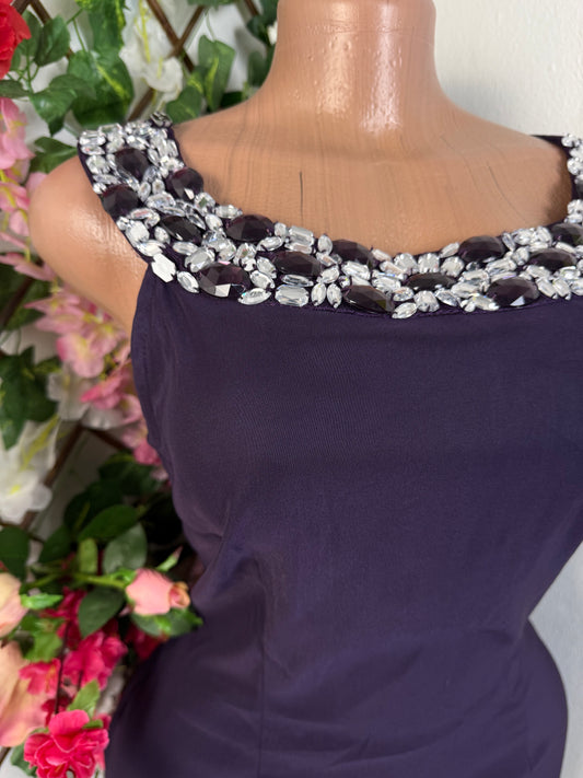 Robe moulante décolleté avec de pierre - Perluna Store - kinshasa