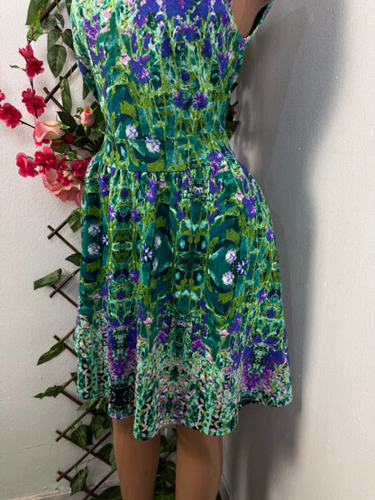 Robe fleurie sans manche colle rond - Perluna Store - kinshasa