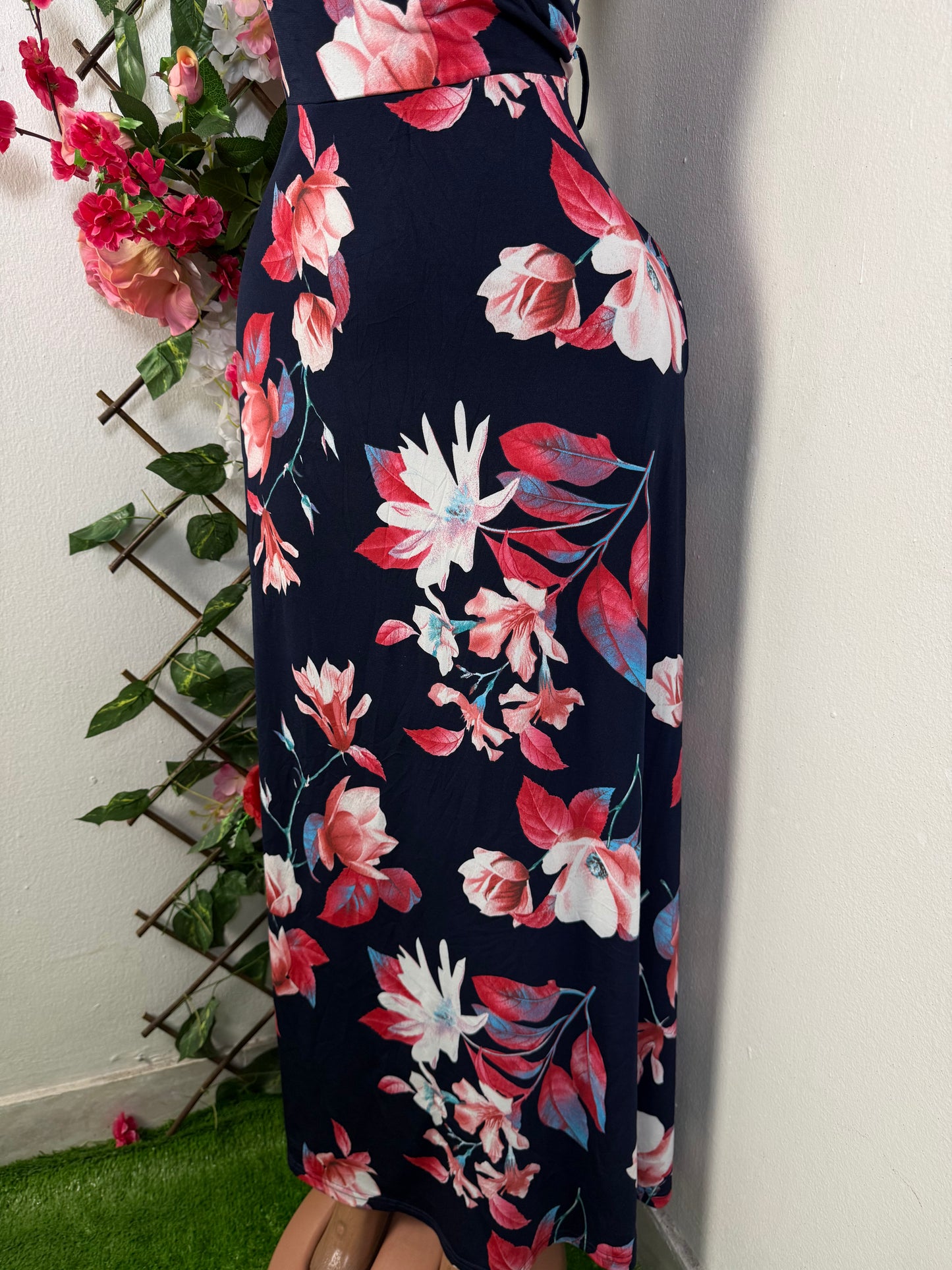 Robe longue sans manches : la légèreté de l'élégance - Perluna Store - kinshasa