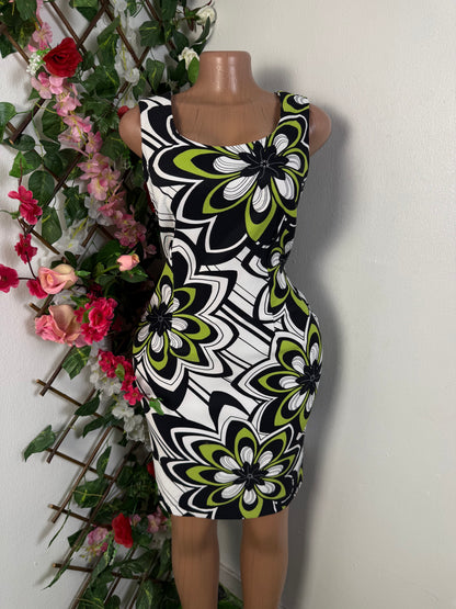 Robe moulante imprimée lotus vert
