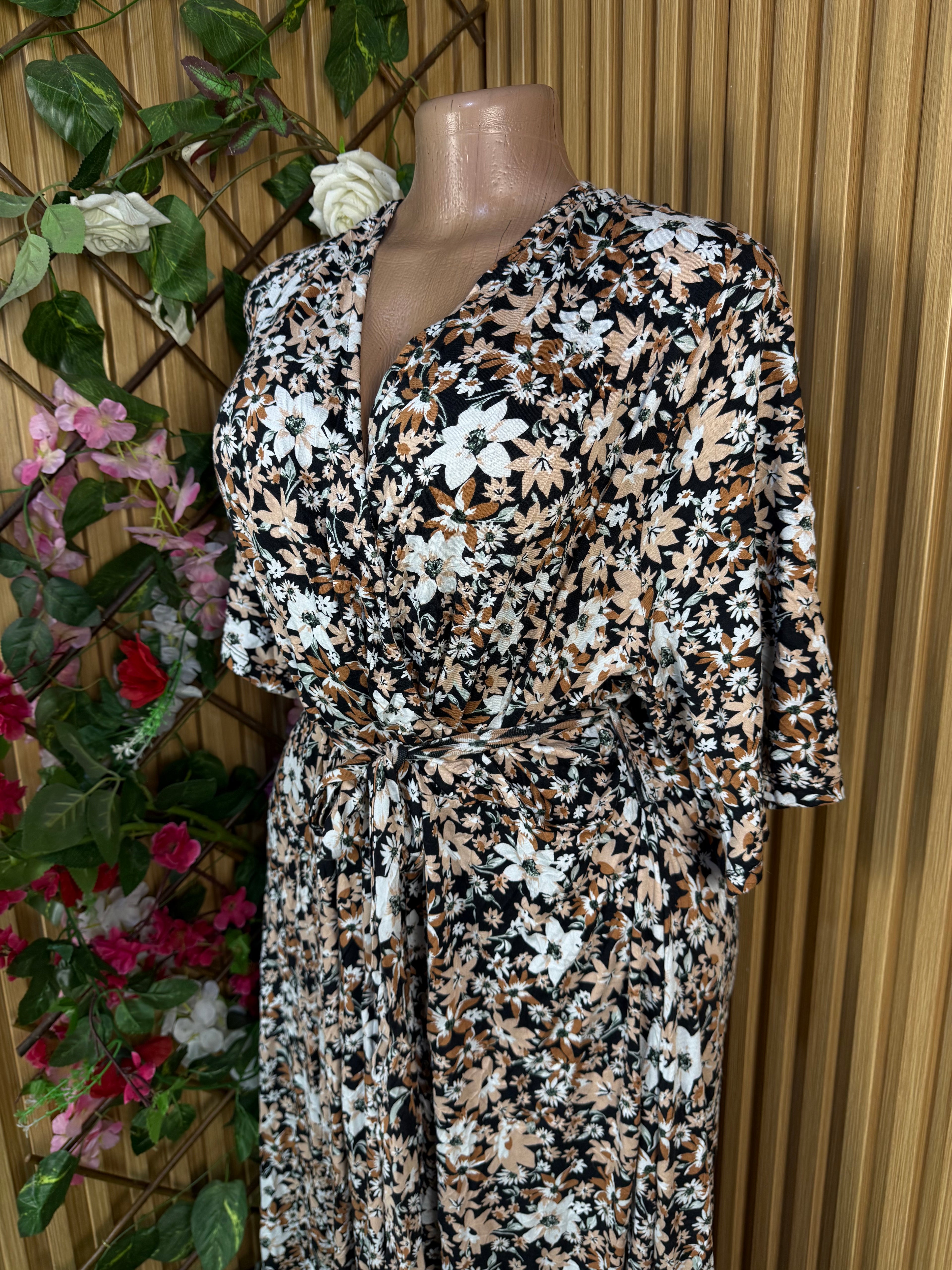 Robe évasée longue manches 3/4 imprimée fleurie décolletée-2XL