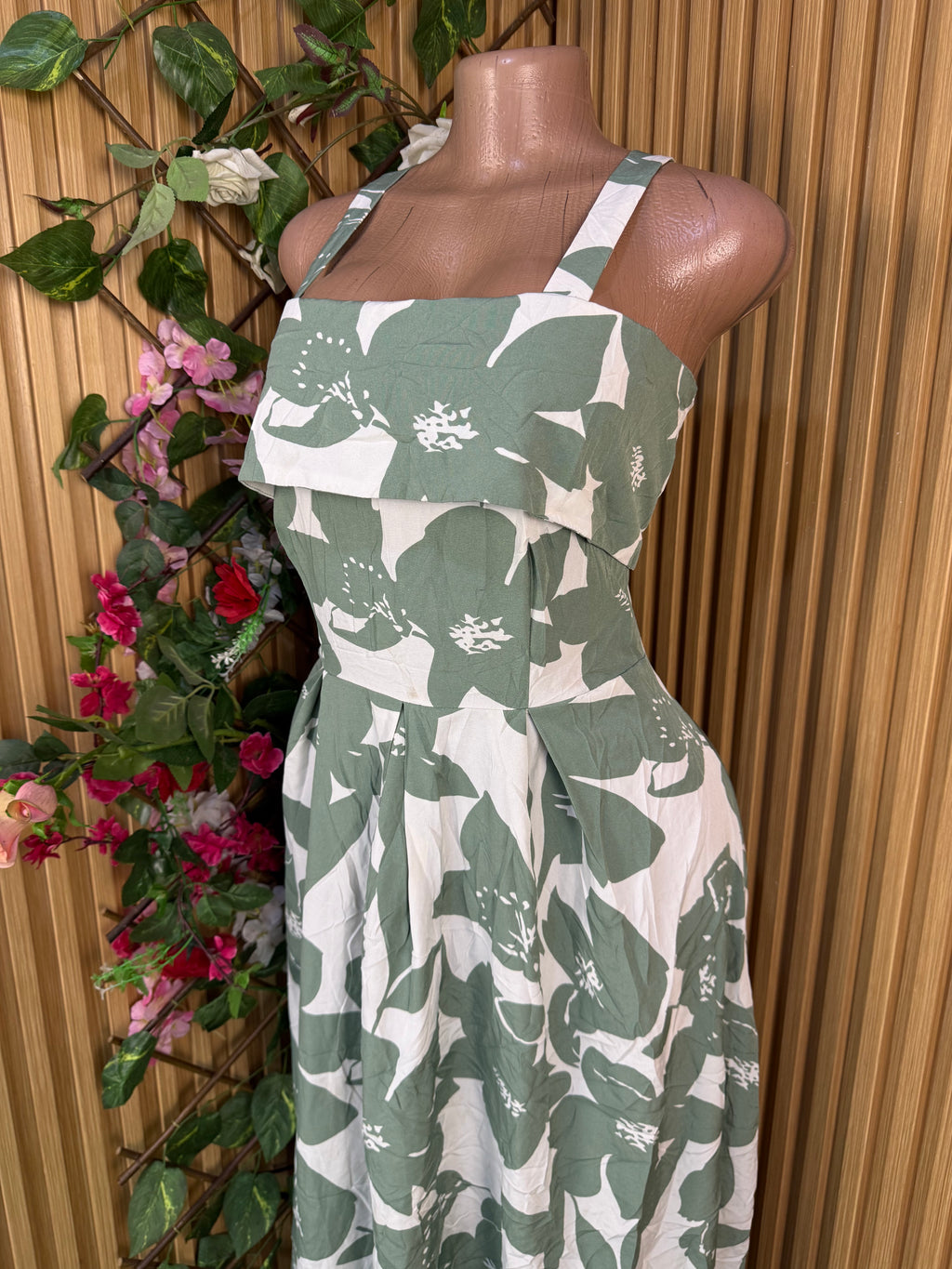 Robe évasé longue sans manches col carré-XL