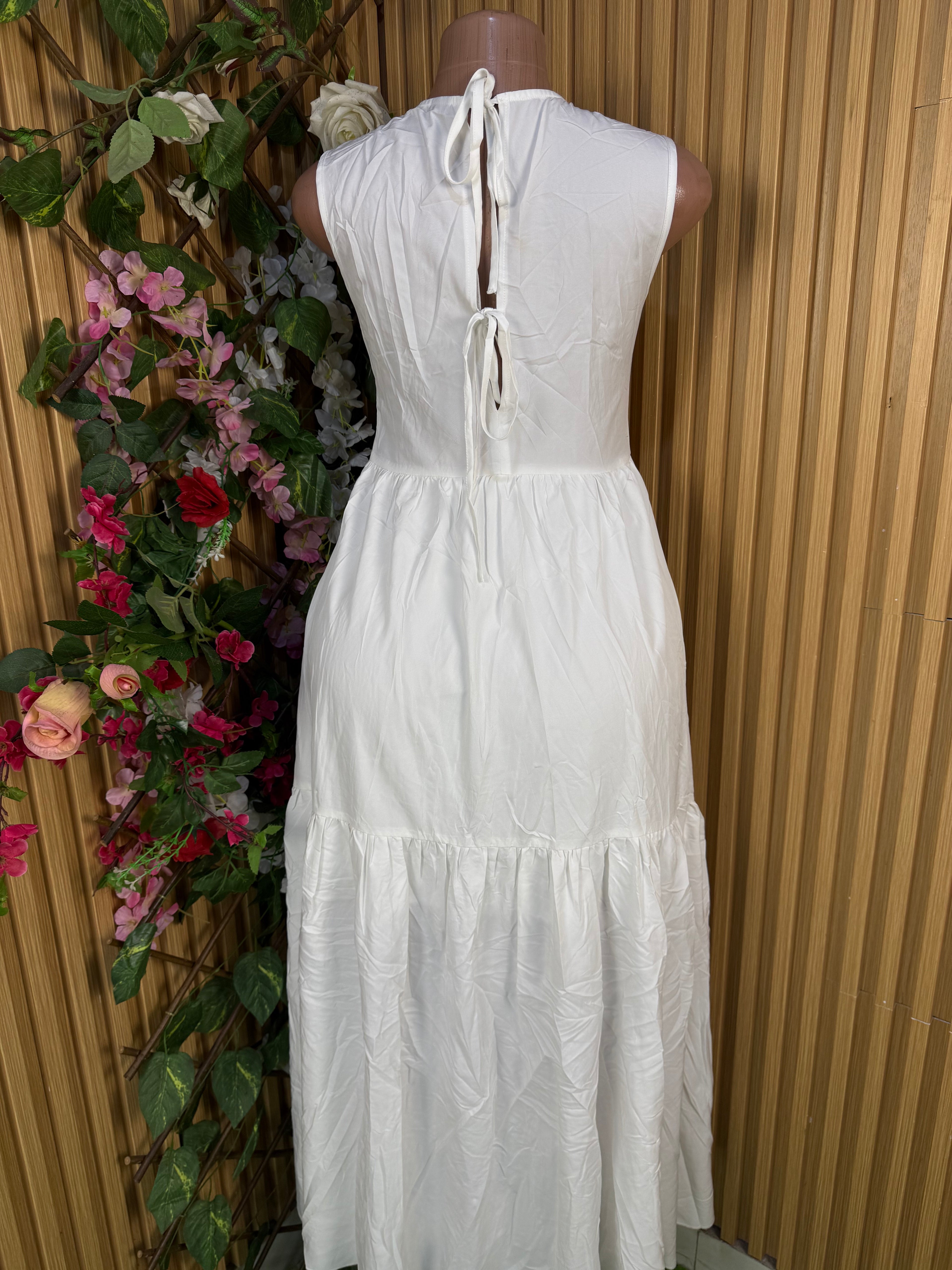 Robe évasée longue sans manches décollétée-S