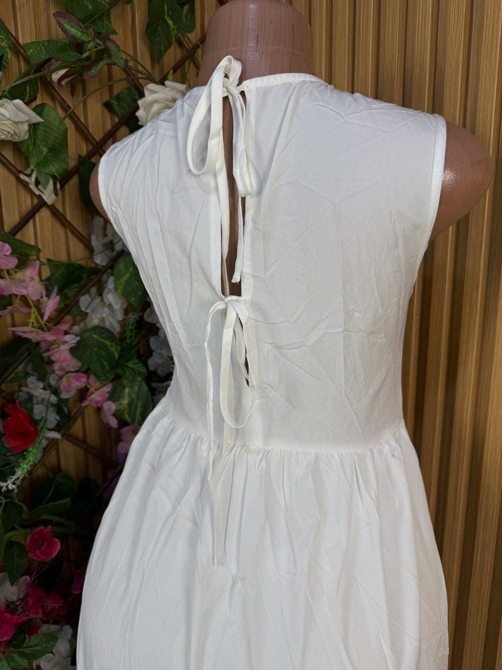 Robe évasée longue sans manches décollétée-S