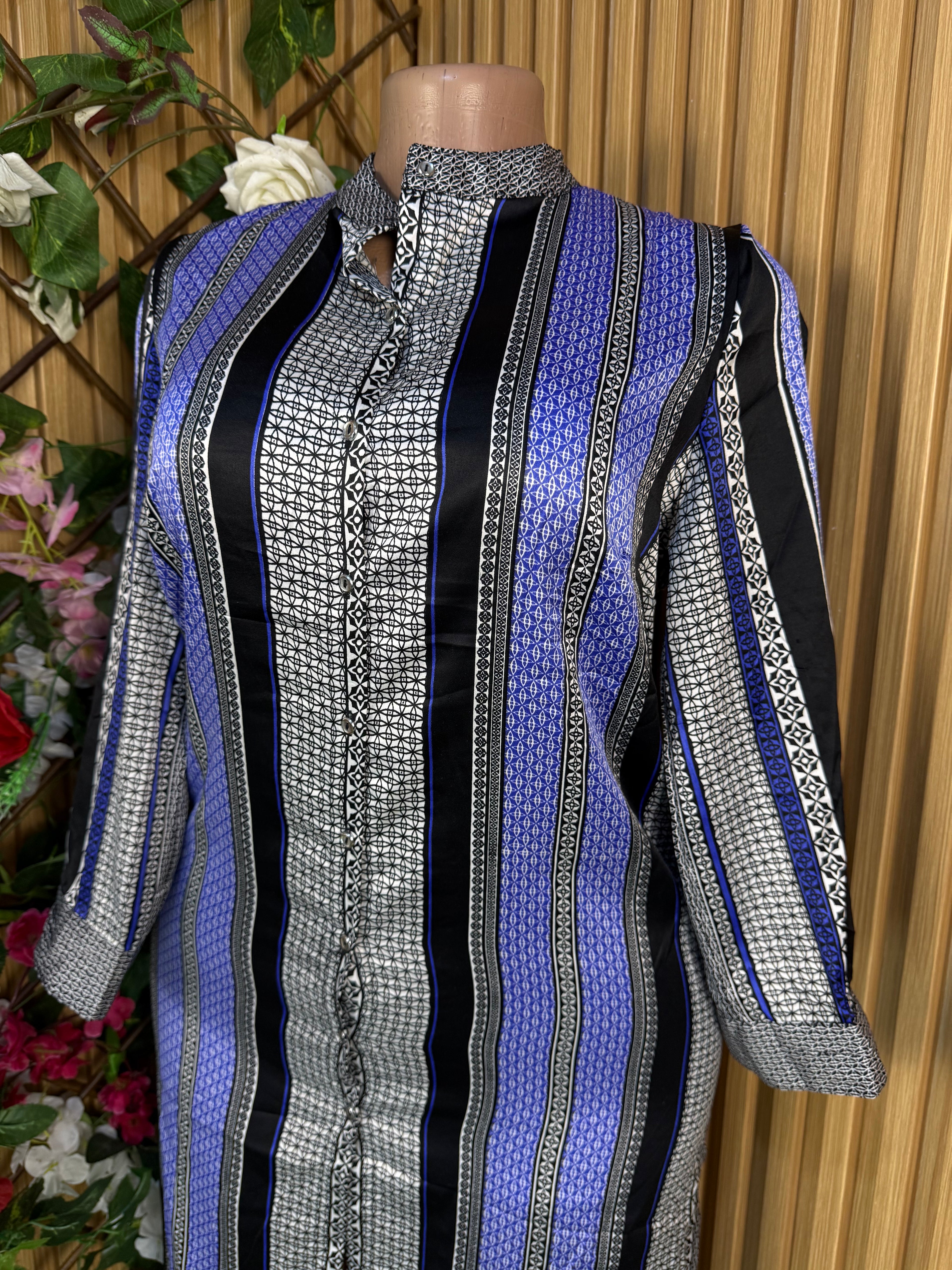 Robe évasée mi-longue manches longues col mao-S