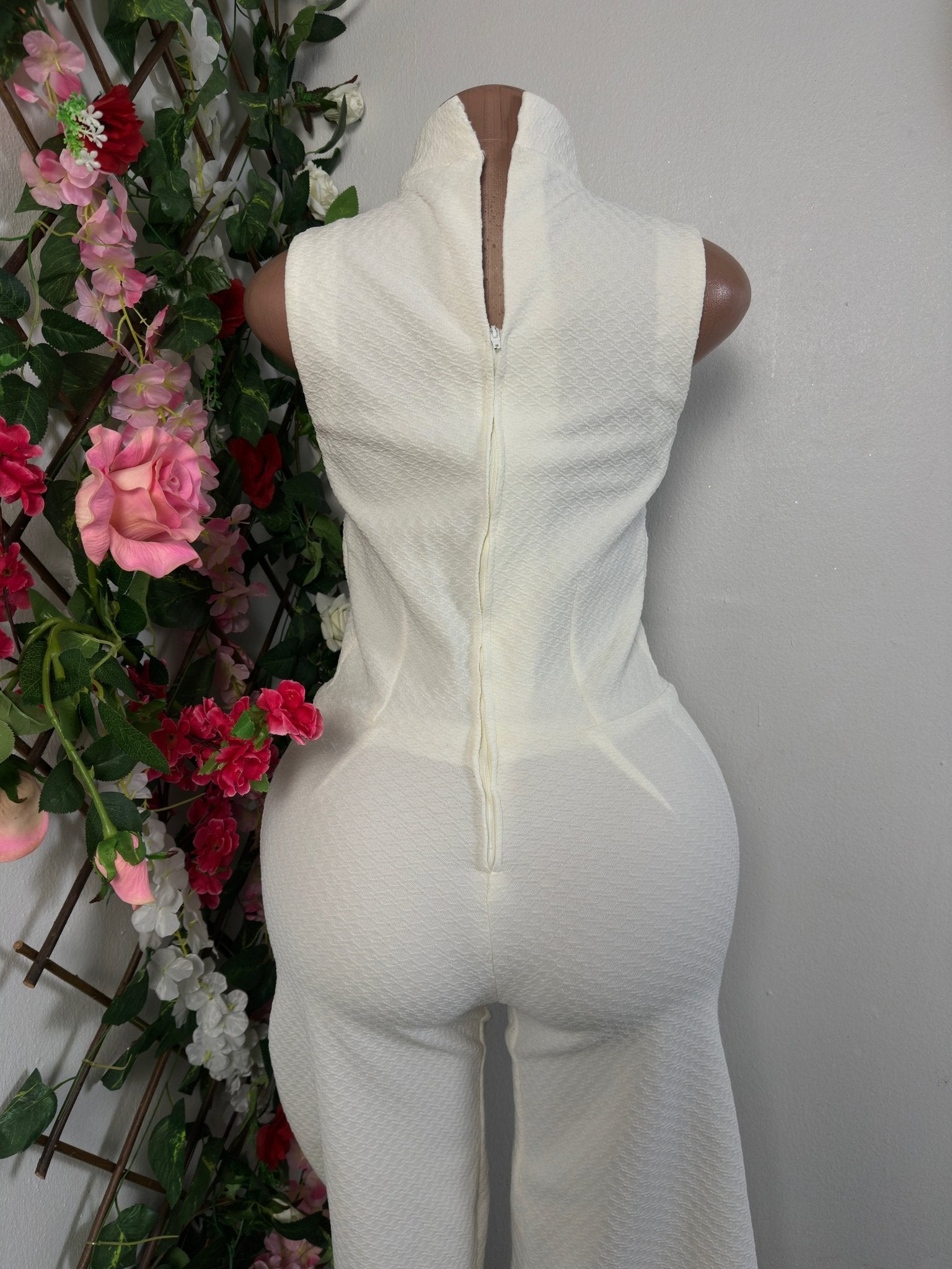 Combinaison moulante à longue jambe évasée sans manche colle remonté - Perluna Store - kinshasa