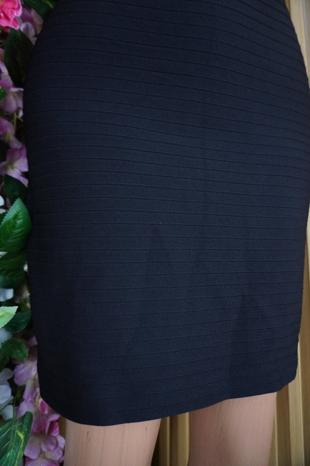 Jupe moulante slim couleur noir- - Perluna Store