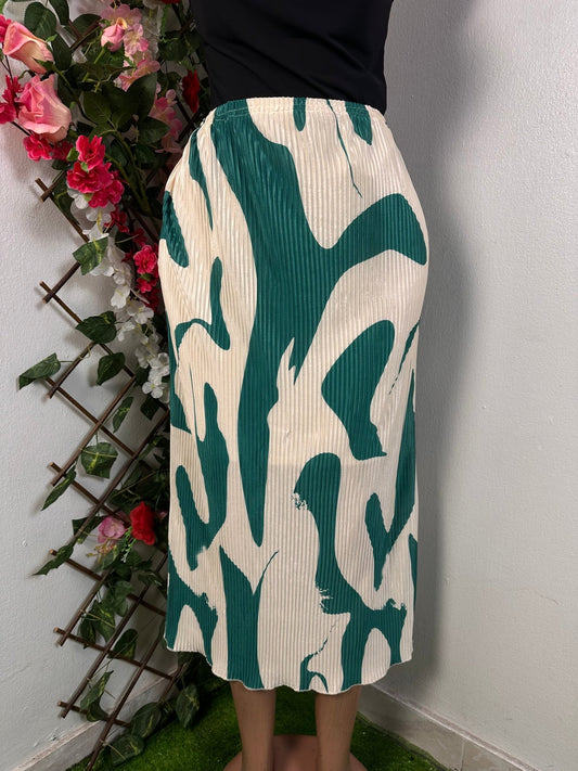 Jupe plissée longue, mi longue, multi couleur plusieurs taille évasée et moulante - Perluna Store - kinshasa