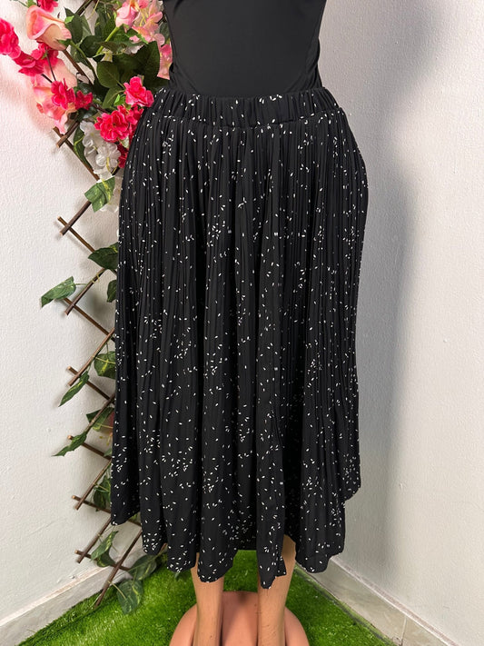 Jupe plissée longue, mi longue, multi couleur plusieurs taille évasée - Perluna Store - kinshasa