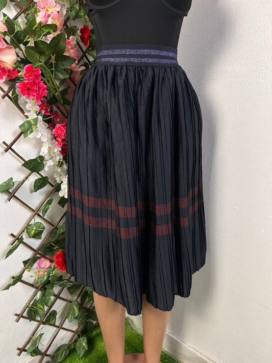 Jupe plissée longue, mi longue, multi couleur plusieurs taille évasée - Perluna Store - kinshasa