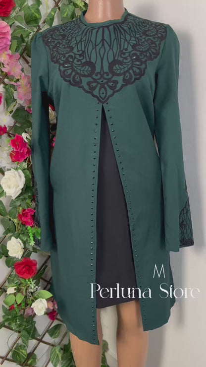 Robe tunique saisonnière à longue manche en tissu avec broderie noire