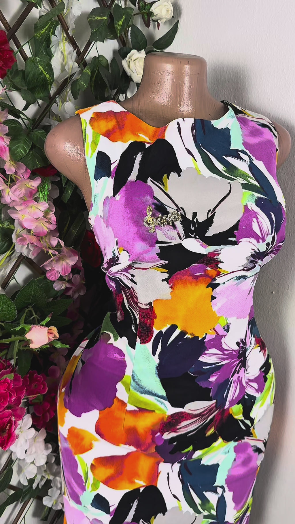 Robe moulante sans manches imprimée fleurie