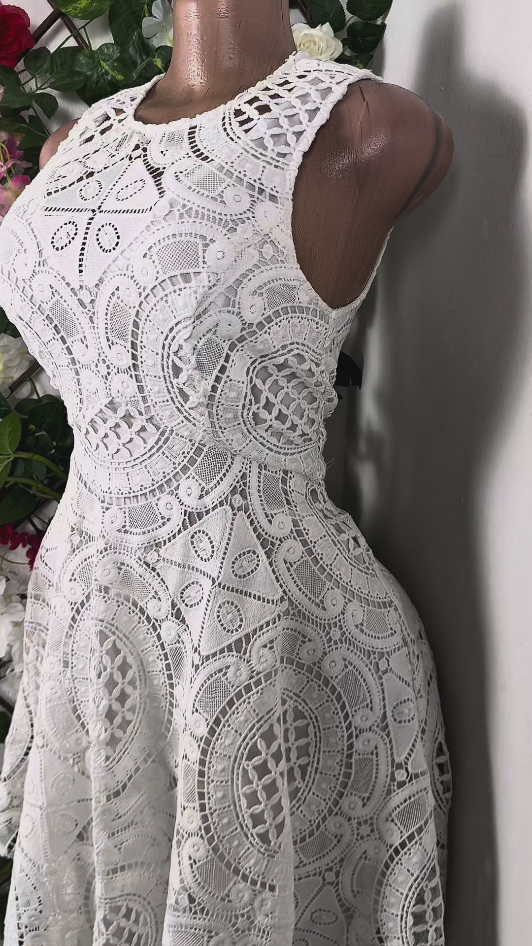 Robe évasée sans manches imprimée bretelles