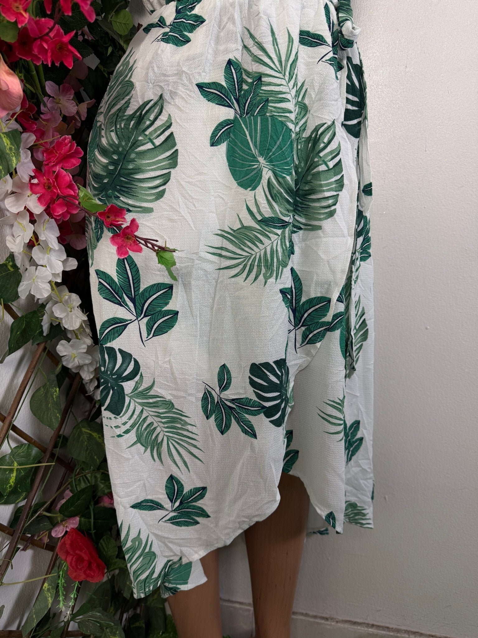 Robe à fine bretelles pente asymétrique- - Perluna Store