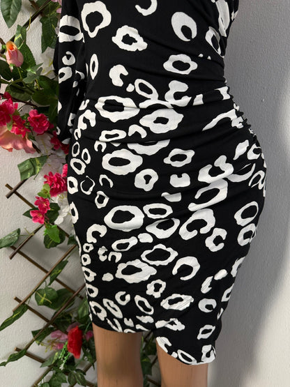 Robe à une manche longue  - Perluna Store - kinshasa