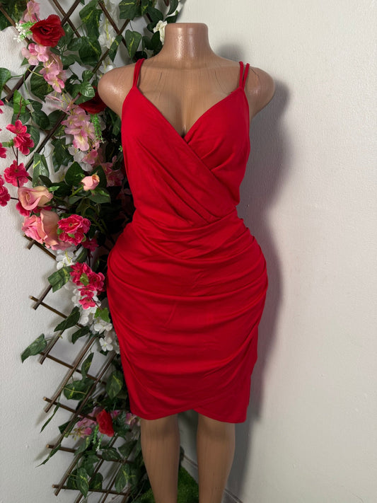 Robe courte à bretelle  - Perluna Store - kinshasa