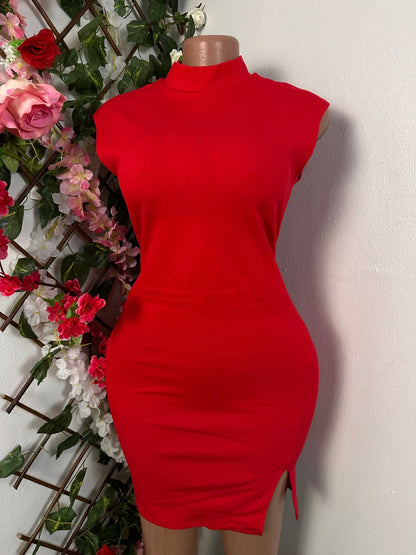 Robe courte moulante à colle gorgeon sans manche et petite fente - Perluna Store - kinshasa
