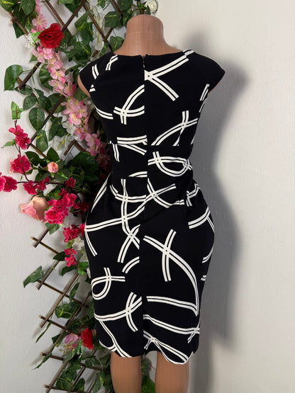 robe courte sans manche colle U - Perluna Store - kinshasa
