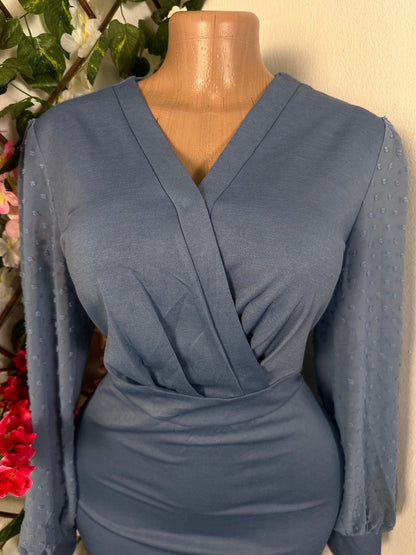 Robe crayon élégante à manche longue décolleté en V croisée - Perluna Store - kinshasa