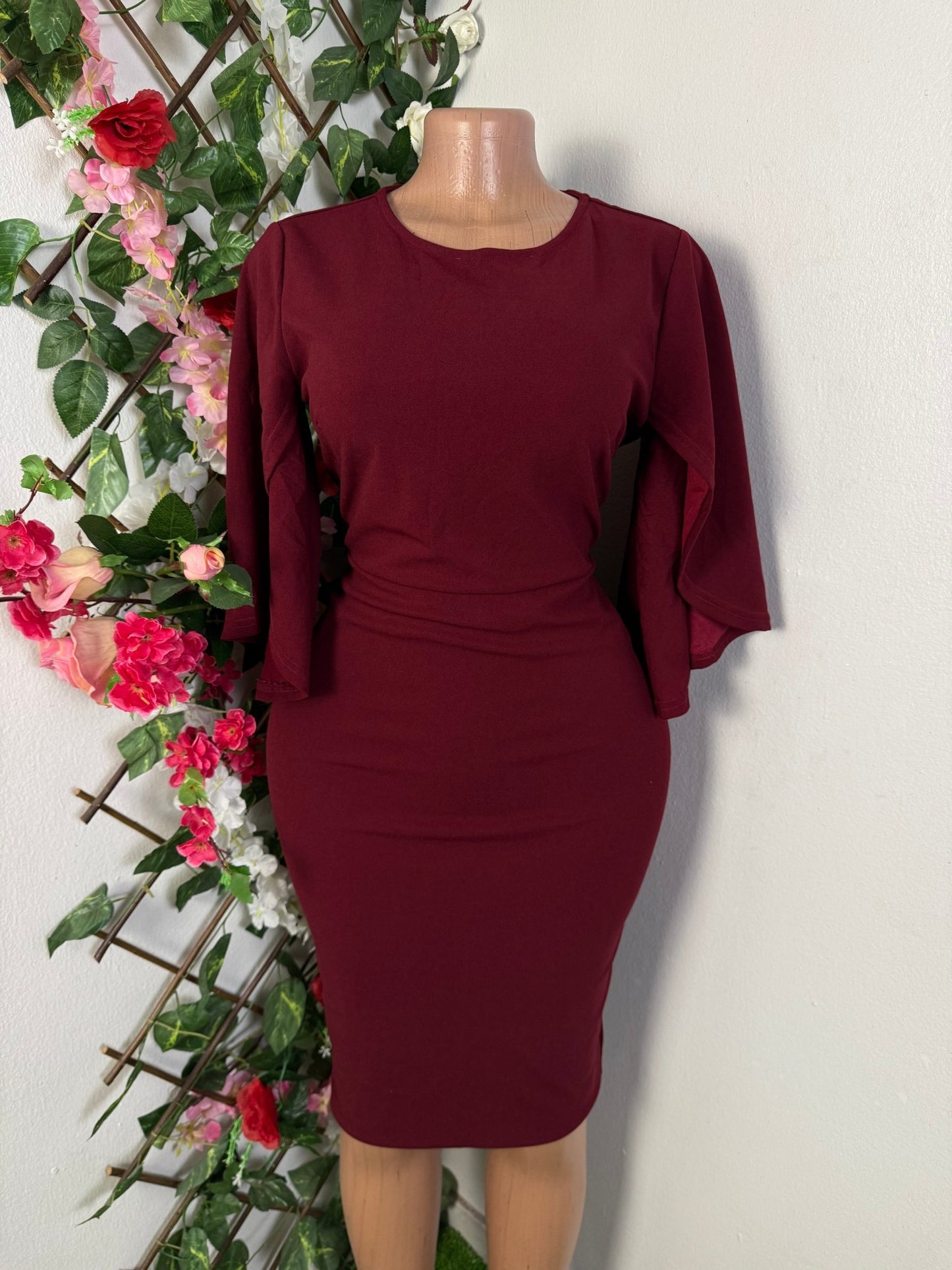 Robe crayon manche fendue  - Perluna Store - kinshasa
