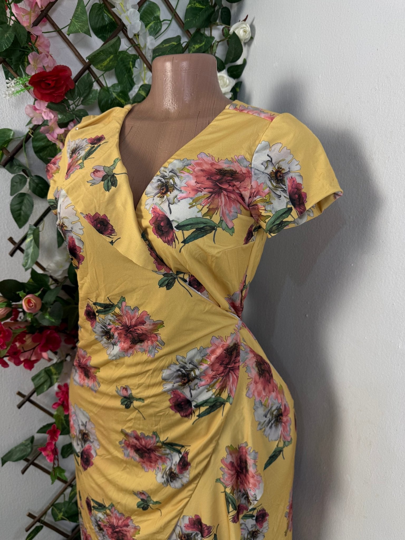 Robe croisé manche courte à ourlet - Perluna Store - kinshasa