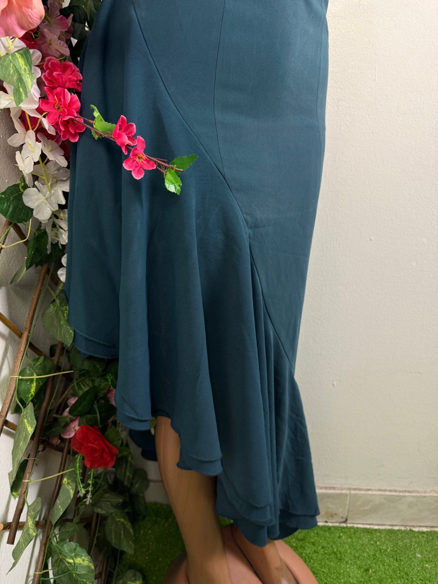 Robe de fête à fine bretelle asymétrique - Perluna Store