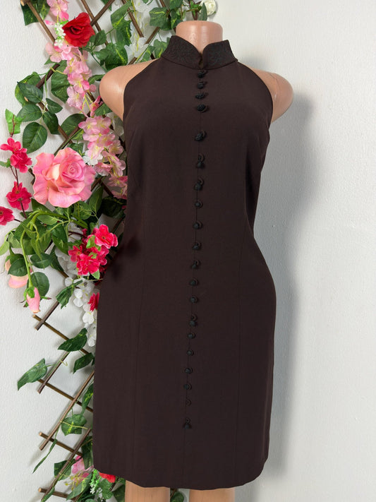 Robe décontracté sans manche avec bouton d'attache et colle remonté - Perluna Store - kinshasa