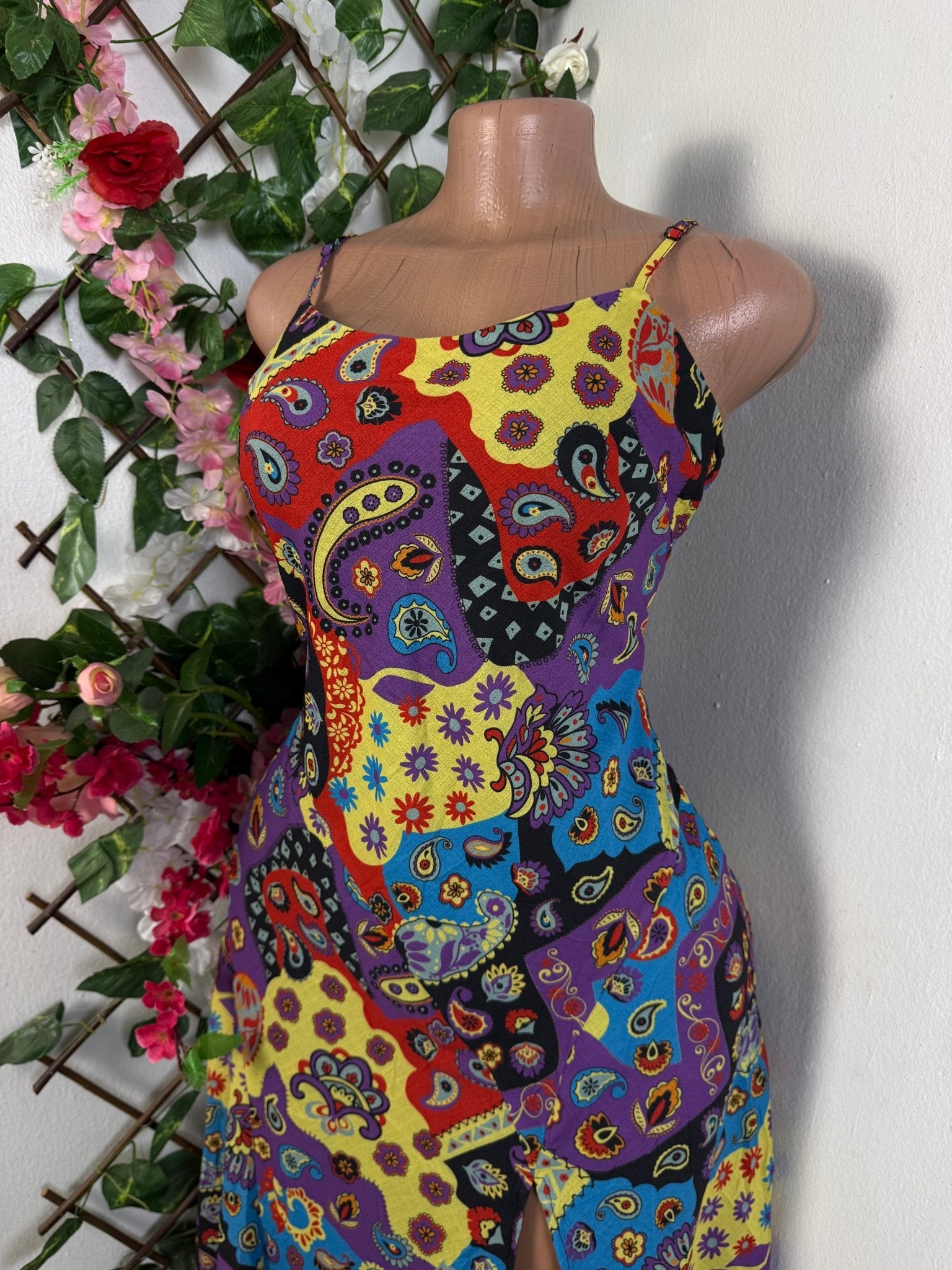 Robe décontractée à fine bretelle - Perluna Store - kinshasa