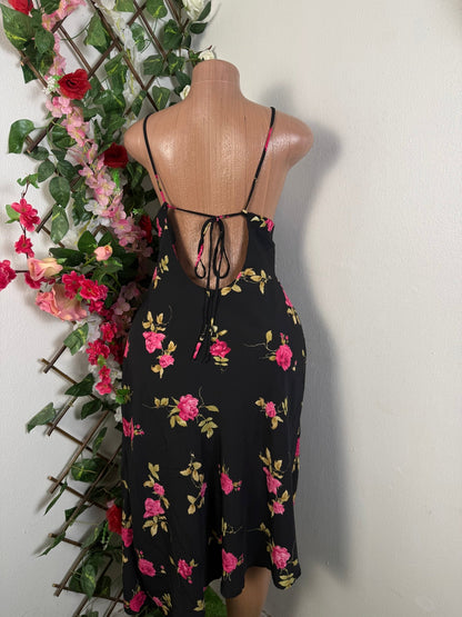 Robe décontractée à fine bretelle - Perluna Store - kinshasa