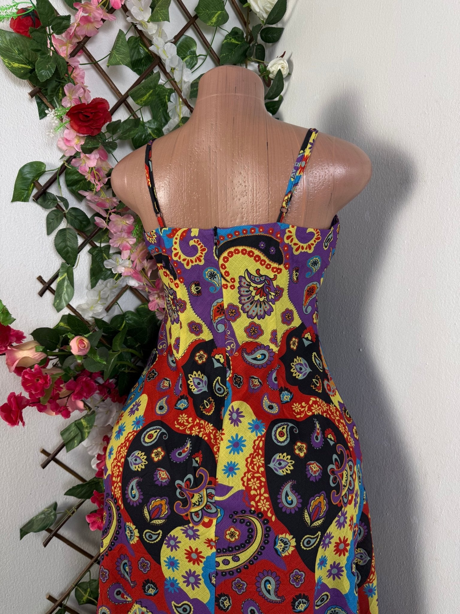 Robe décontractée à fine bretelle - Perluna Store - kinshasa