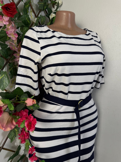 Robe décontractée manche courte - Perluna Store - kinshasa