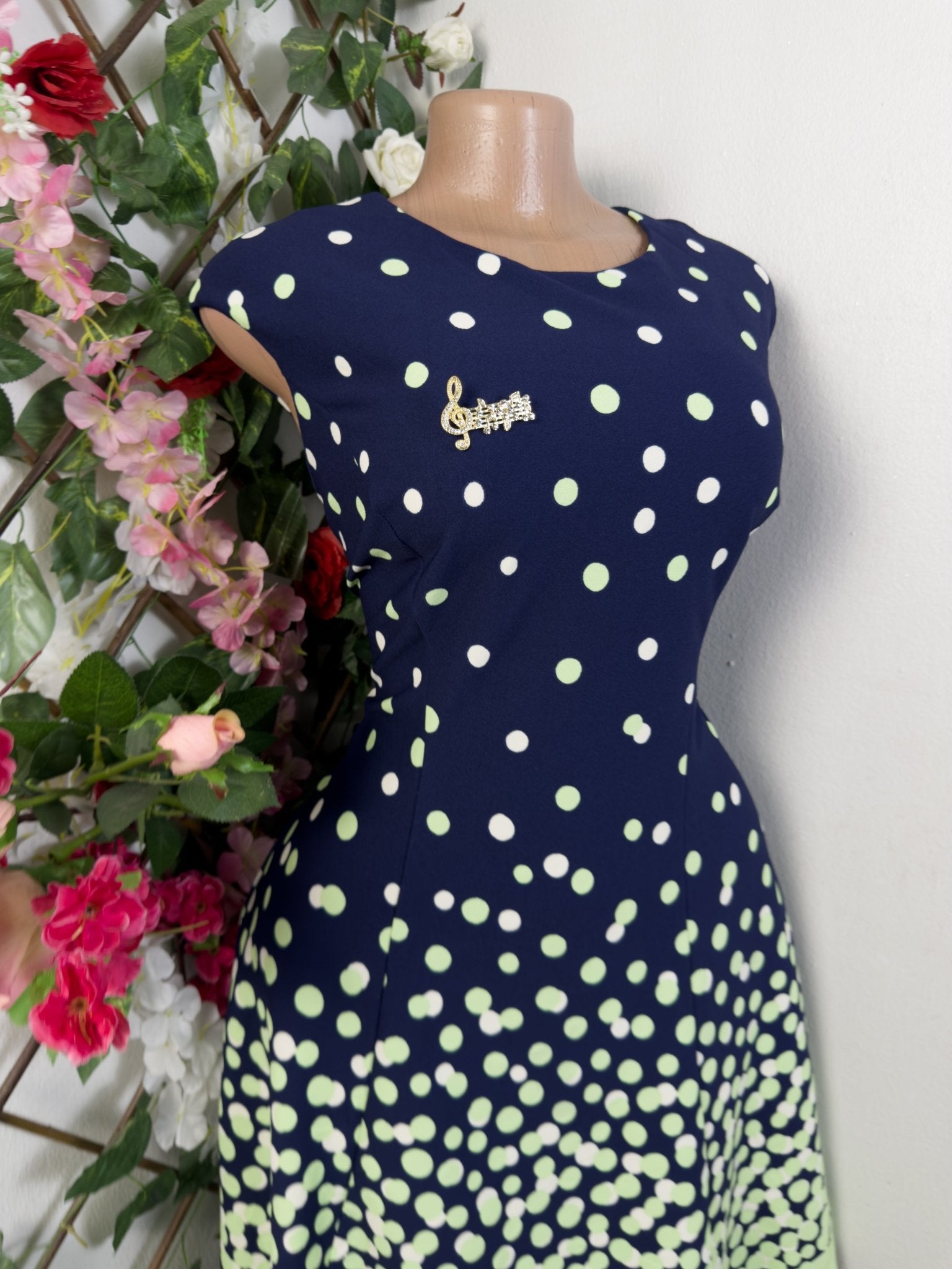 Robe droit élégante sans smanches - Perluna Store