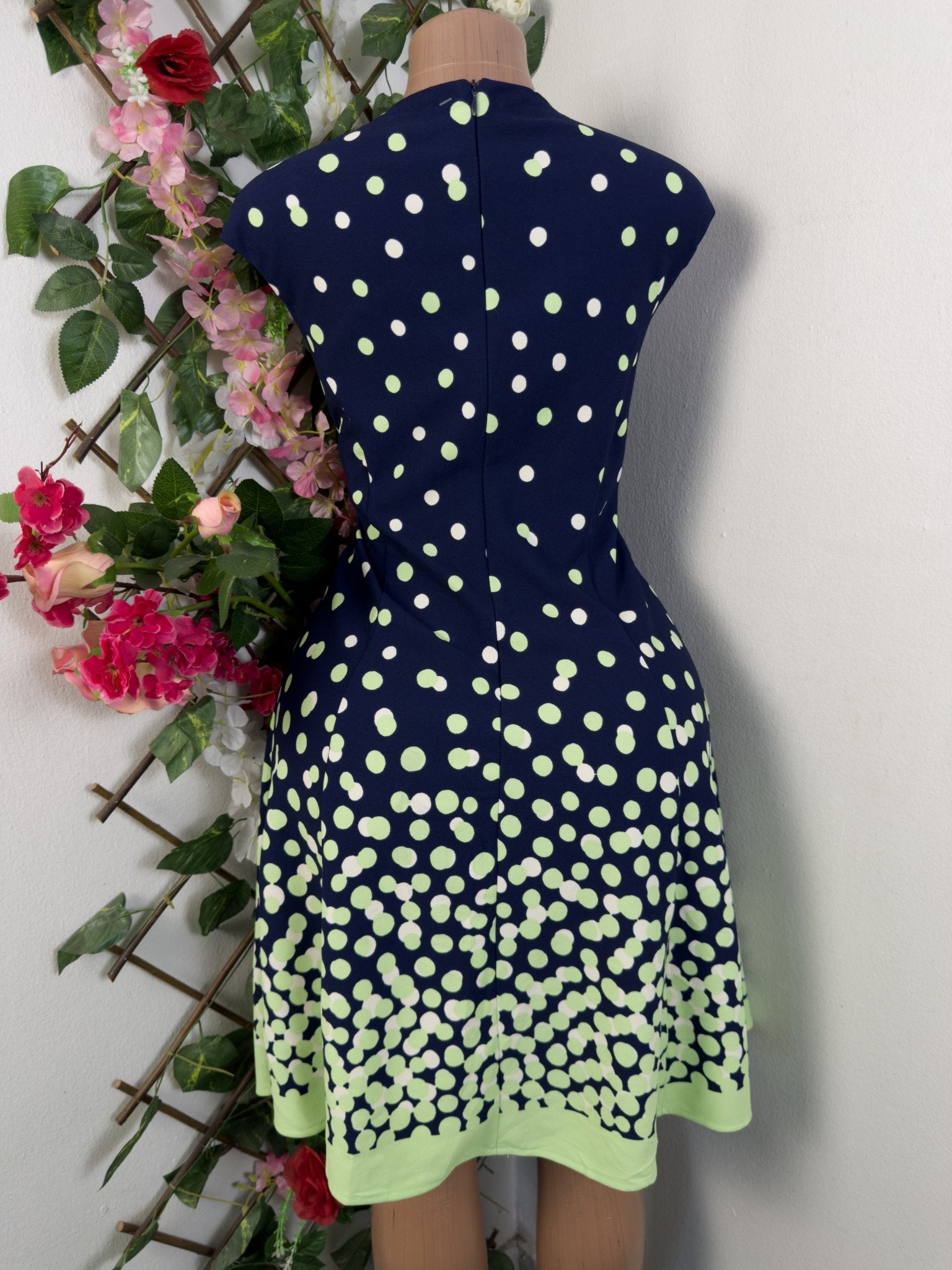 Robe droit élégante sans smanches - Perluna Store