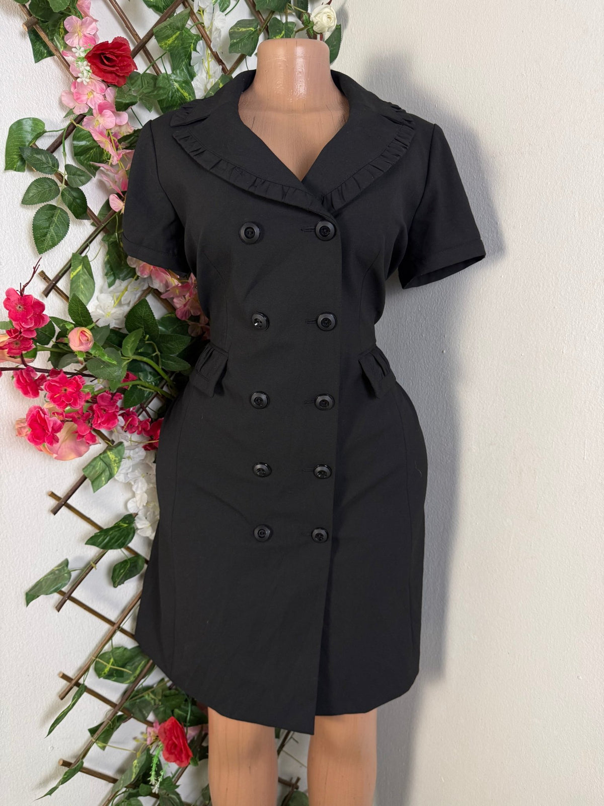 Robe droité à col veste avec boutons - Perluna Store - kinshasa