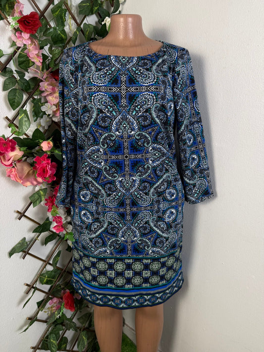 Robe droite imprimée manche longue  - Perluna Store - kinshasa